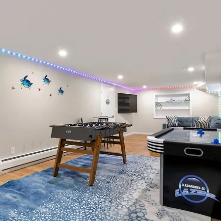 Incredible Family Escape Game Room Waterfront